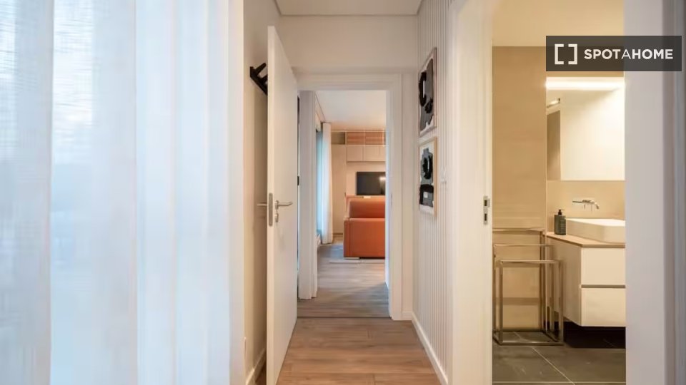 Apartment Lisbon, 1 bed — photo 19