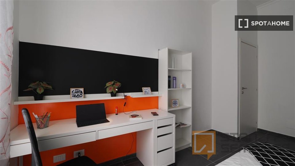 Double room Turin, 6 beds — photo 11