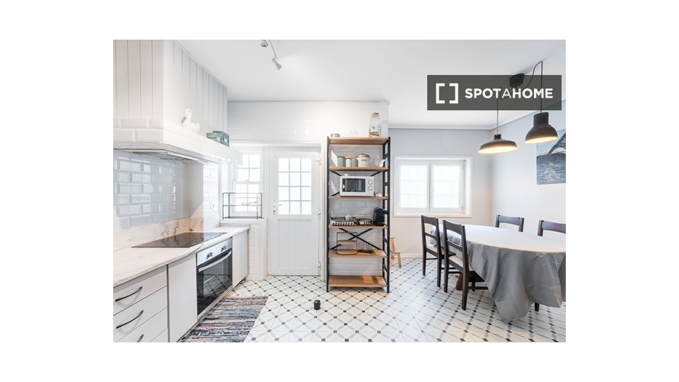 Double room Porto, 2 beds, 120m² — photo 6