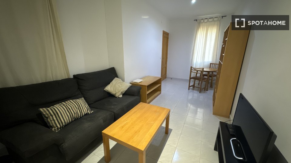 Apartment Madrid, 1 bed, 41m² — photo 1