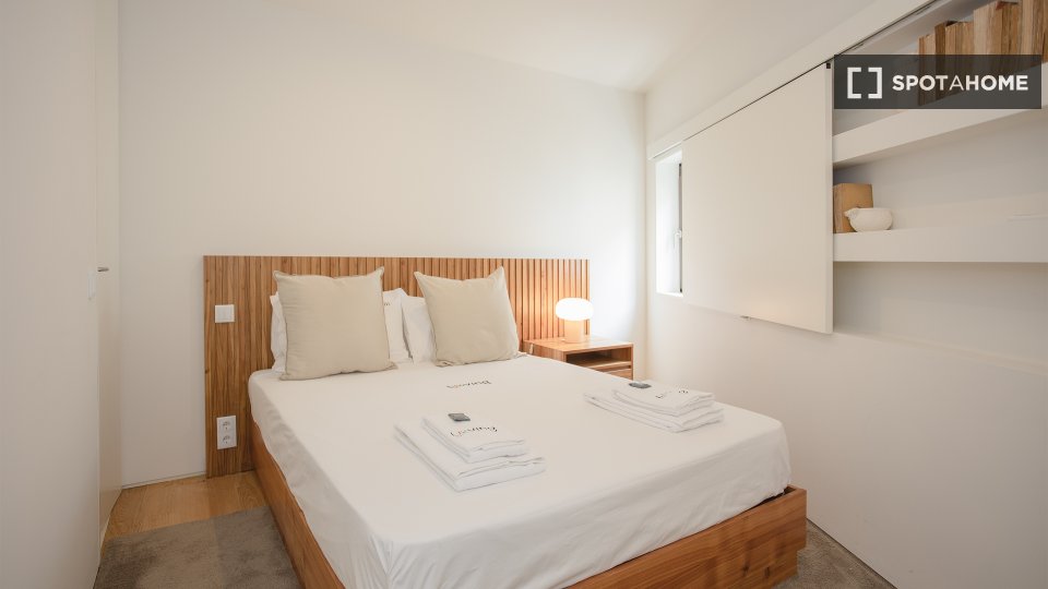 Apartment Porto, 1 bed, 60m² — photo 18
