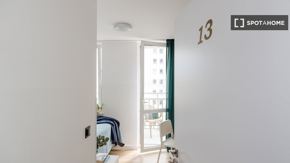 Double room Warsaw, 8 beds — photo 15