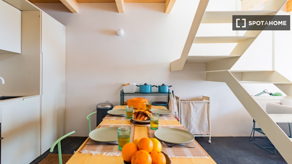 Apartment Lisbon, 2 beds — photo 14