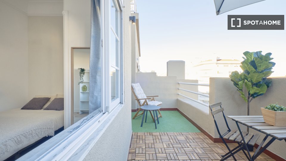 Double room Lisbon, 10 beds — photo 11