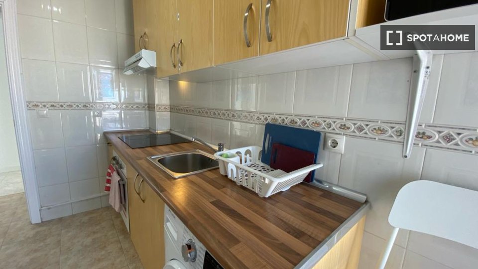Double room Madrid, 4 beds — photo 17