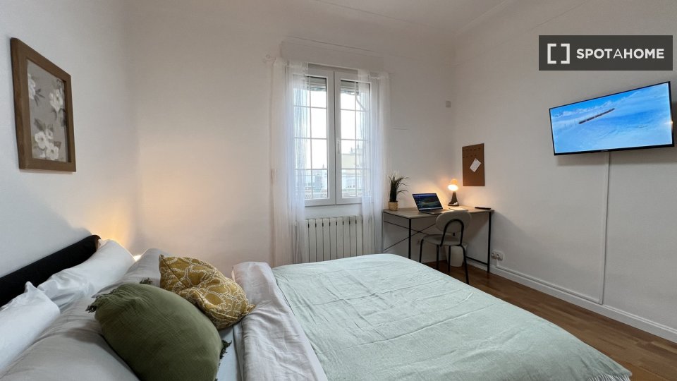 Double room Madrid, 6 beds — photo 10