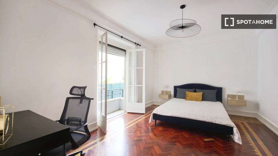 Double room Lisbon, 7 beds — photo 1