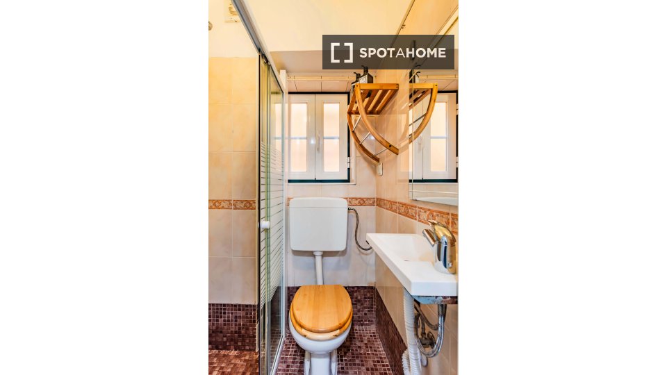 Apartment Lisbon, 1 bed — photo 5