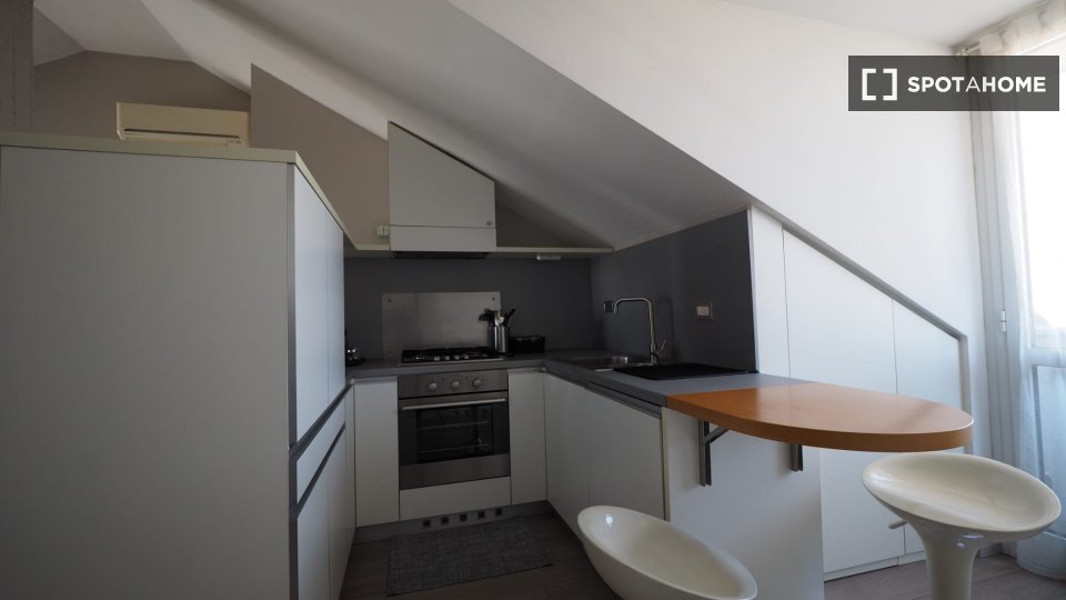 Double room Turin, 2 beds — photo 5