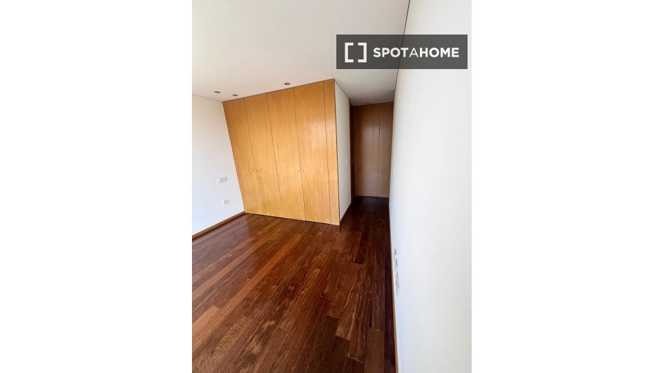 Apartment Porto, 3 beds, 118m² — photo 9