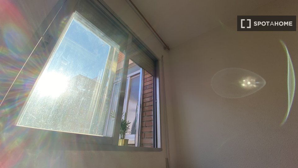 Double room Madrid, 4 beds — photo 39