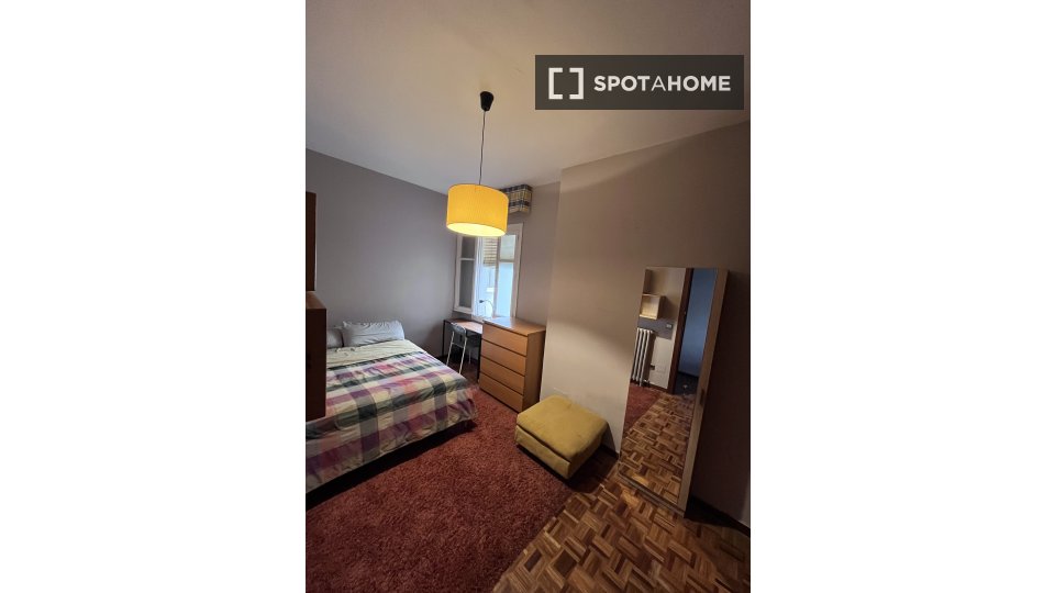 Double room Madrid, 1 bed, 110m² — photo 2