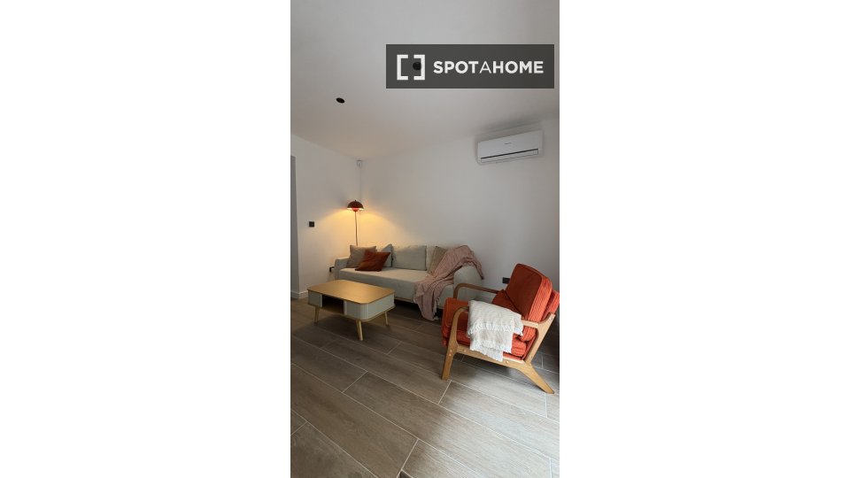 Apartment Madrid, 2 beds, 53m² — photo 1
