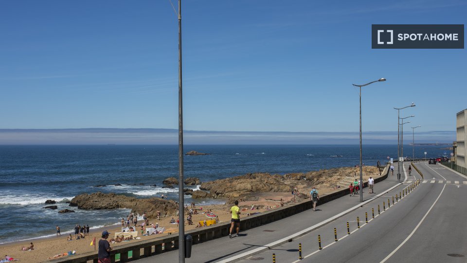 Apartment Porto, 1 bed, 57m² — photo 16