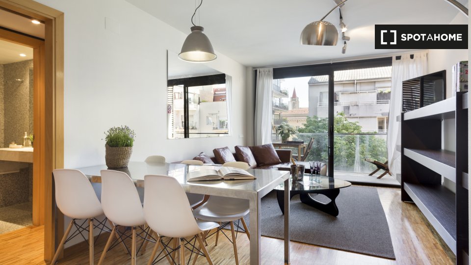 Apartment Barcelona, 3 beds, 80m² — photo 1