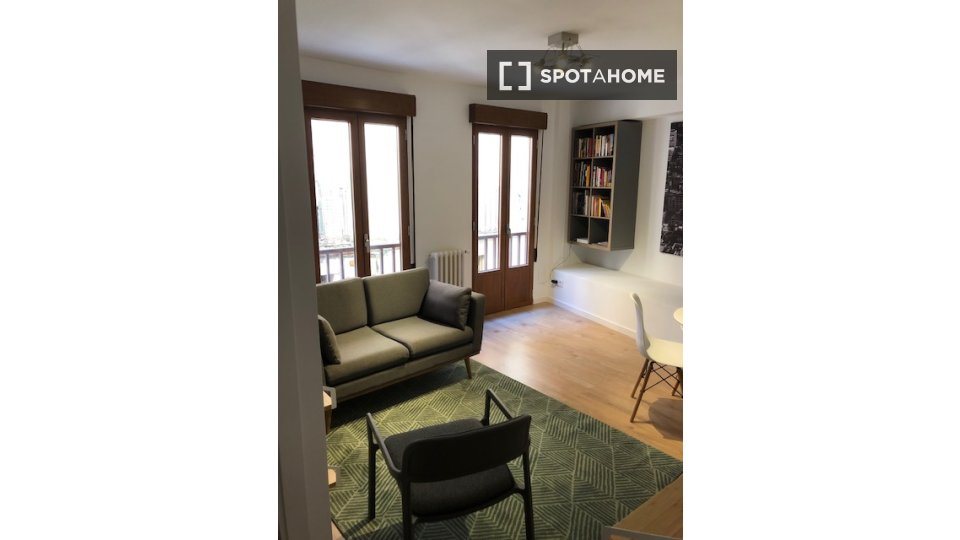 Apartment Madrid, 2 beds, 90m² — photo 1