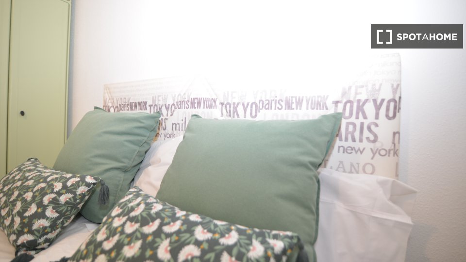 Double room Santander, 3 beds — photo 19