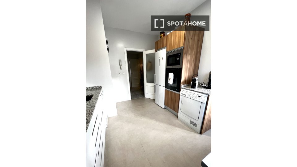 Apartment Seville, 3 beds, 110m² — photo 6