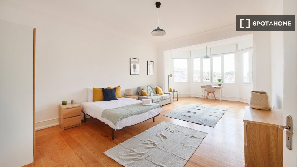 Double room Lisbon, 7 beds — photo 2