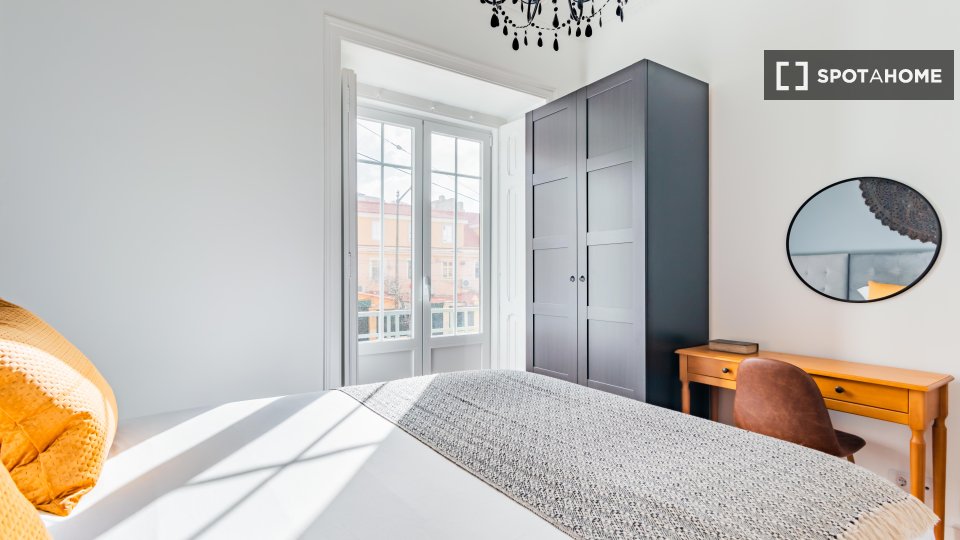 Apartment Lisbon, 2 beds — photo 18