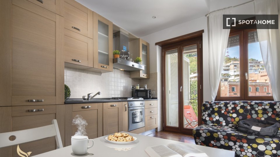 Apartment Rome, 1 bed — photo 10