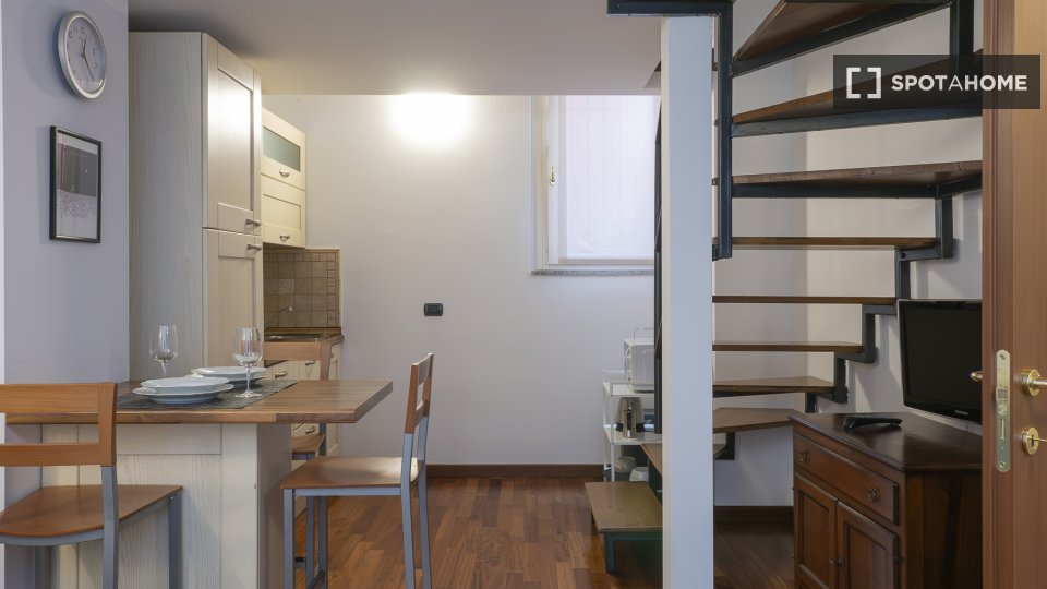Apartment Milan, 1 bed, 37m² — photo 9