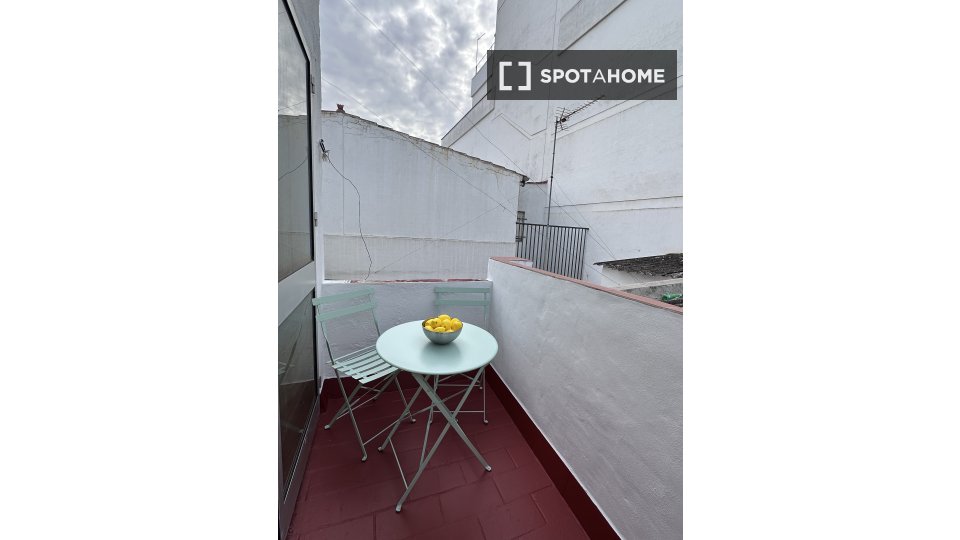 Apartment mono Seville — photo 6