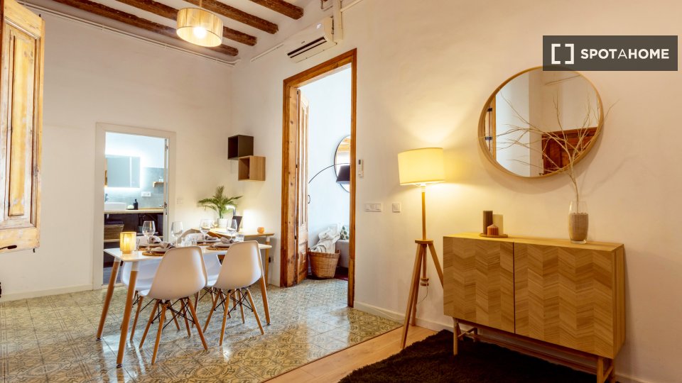 Apartment Barcelona, 2 beds, 90m² — photo 6