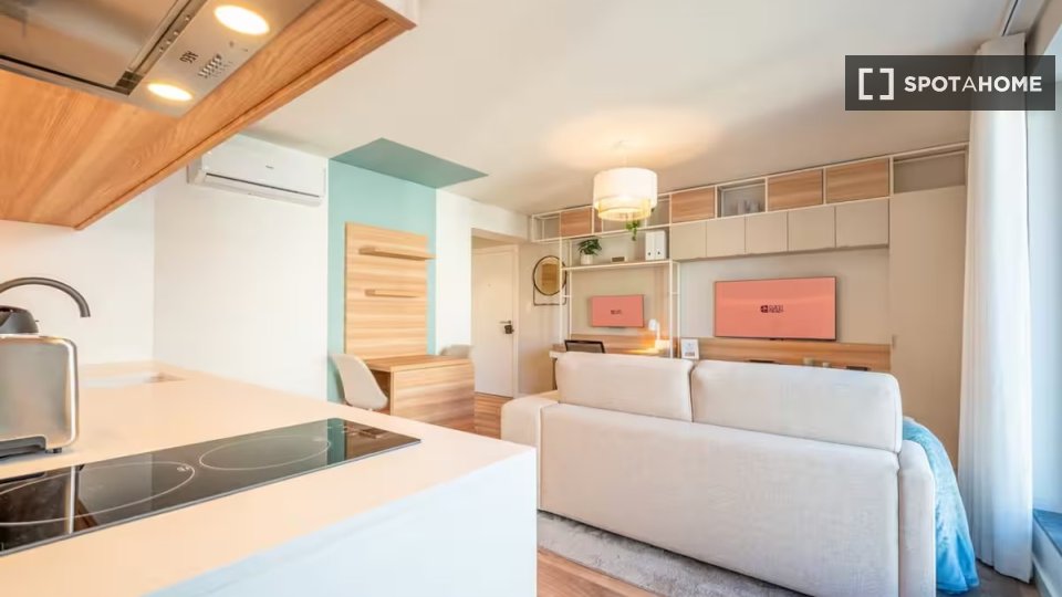 Apartment Lisbon, 1 bed — photo 8