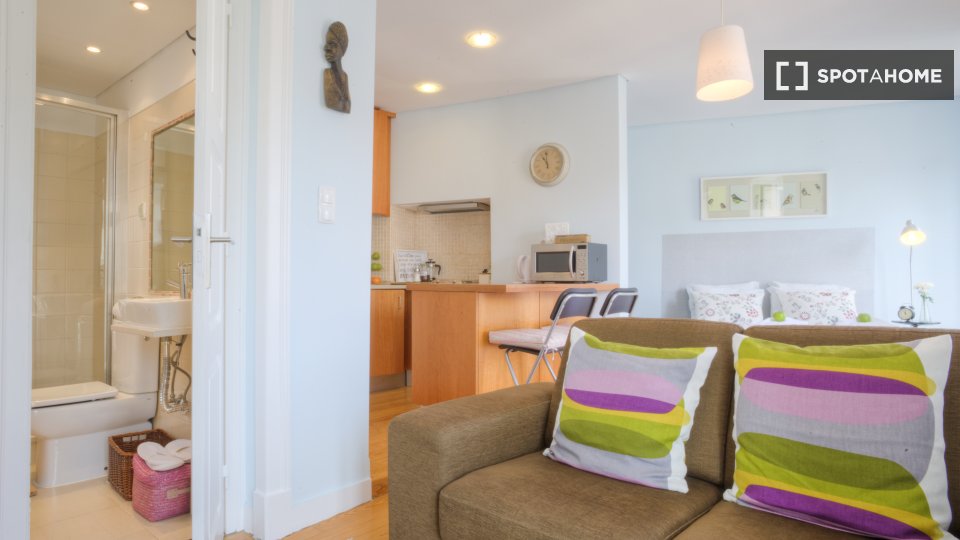 Apartment mono Lisbon, 50m² — photo 2