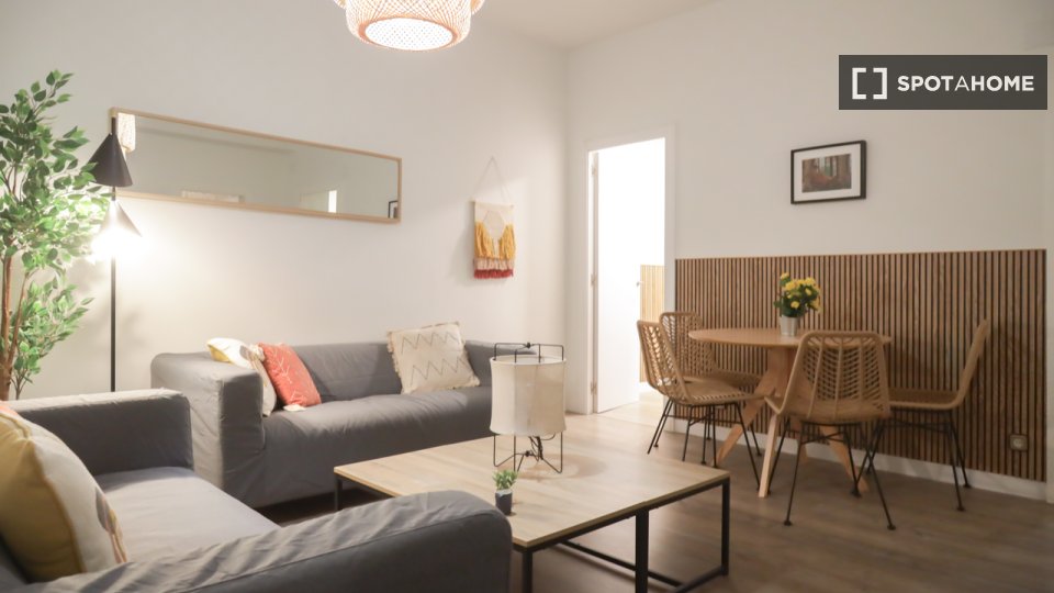 Double room Madrid, 7 beds — photo 25