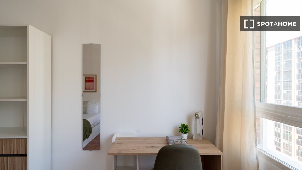 Double room Madrid, 7 beds — photo 60