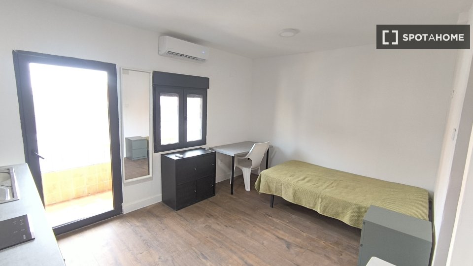 Apartment mono Madrid — photo 18