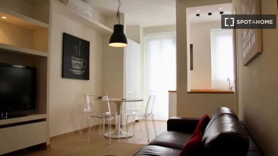 Apartment Milan, 1 bed, 50m² — photo 3