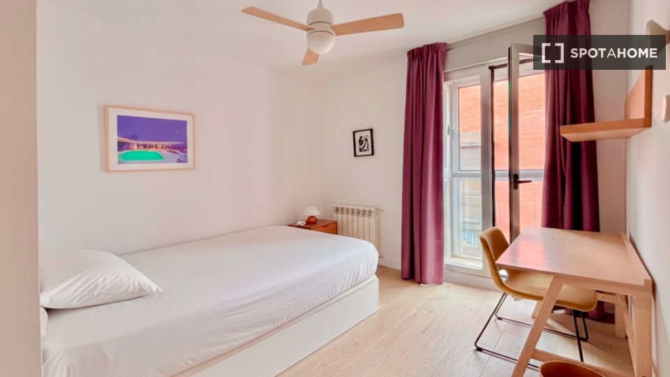 Apartment Madrid, 4 beds, 115m² — photo 5