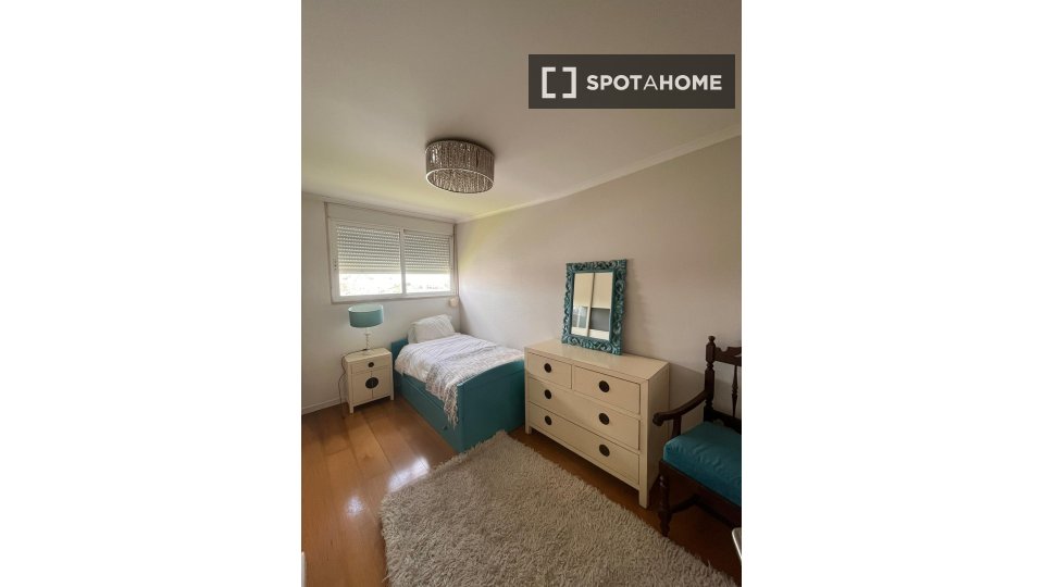 Apartment Lisbon, 4 beds, 140m² — photo 4