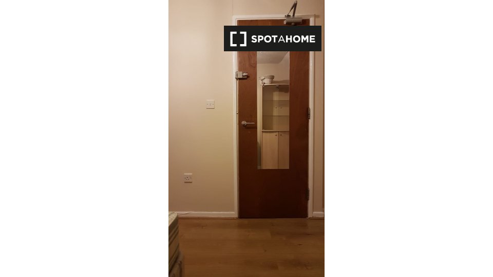Double room Nottingham, 4 beds — photo 1