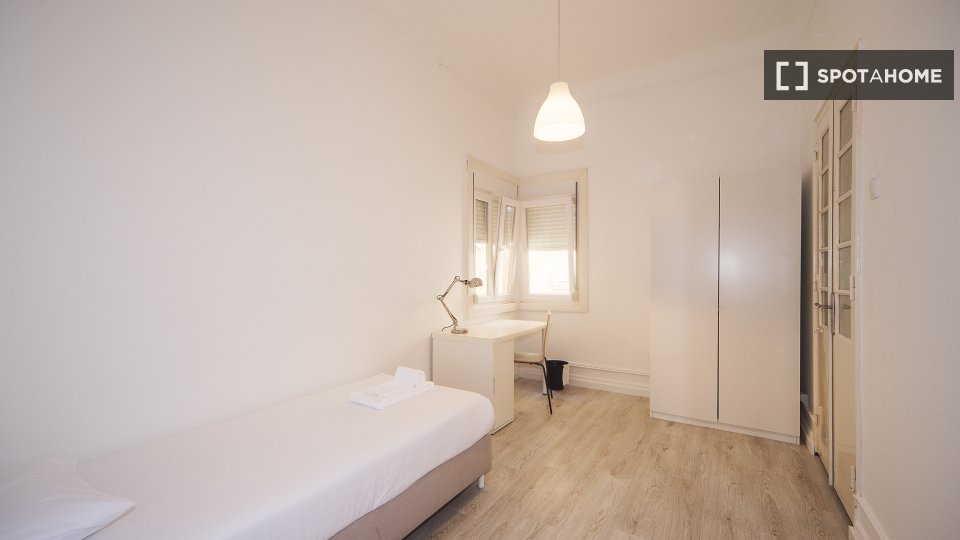 Double room Lisbon, 11 beds — photo 4