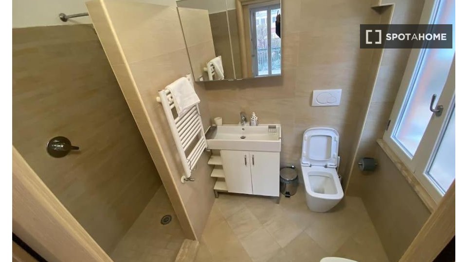 Apartment Rome, 2 beds — photo 9