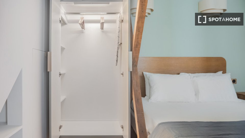Apartment Paris, 1 bed, 26m² — photo 6
