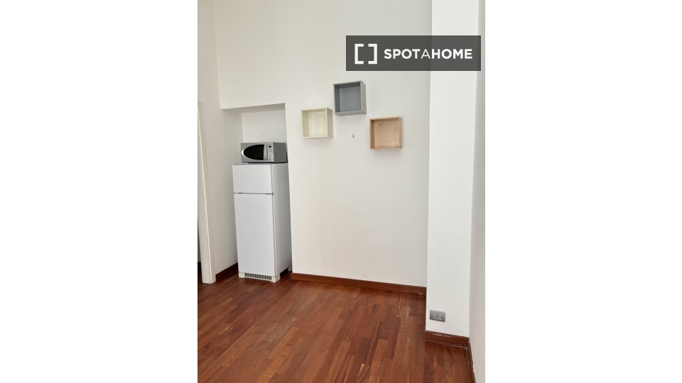 Apartment Milan, 1 bed, 47m² — photo 7