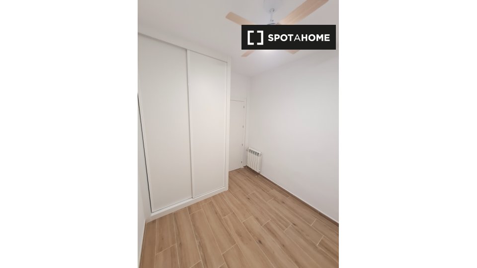 Apartment Madrid, 2 beds, 40m² — photo 18