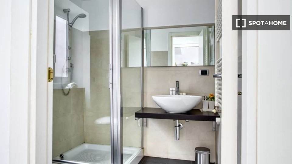 Apartment Milan, 1 bed — photo 8