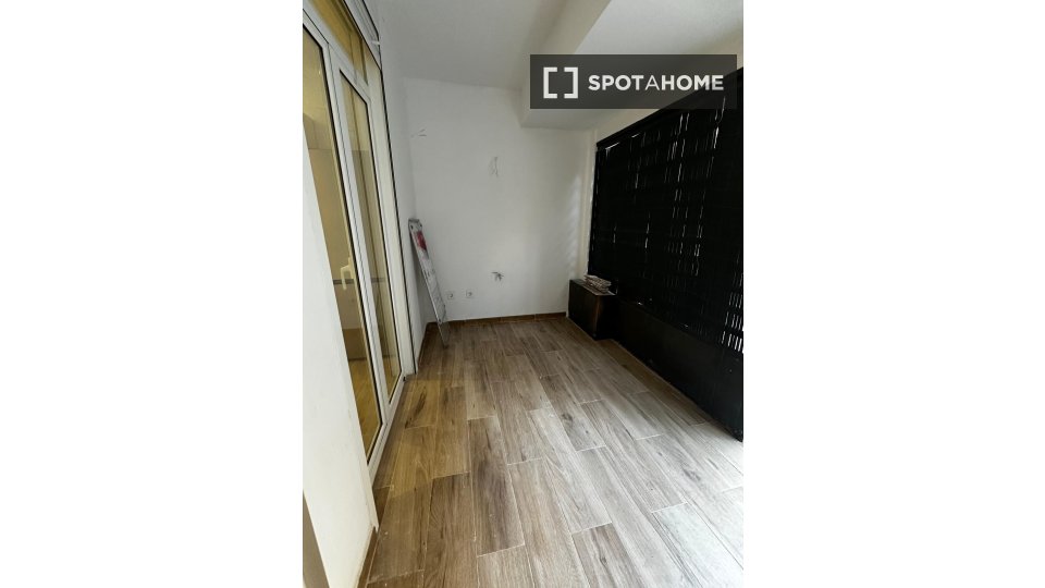 Apartment Seville, 1 bed, 67m² — photo 4