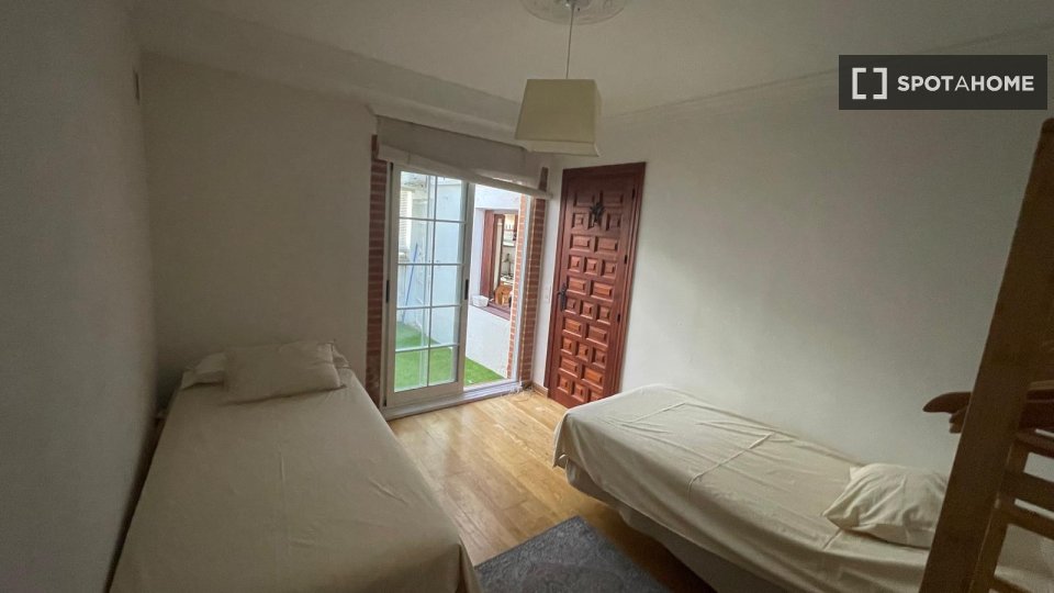 Apartment Granada, 2 beds, 95m² — photo 18