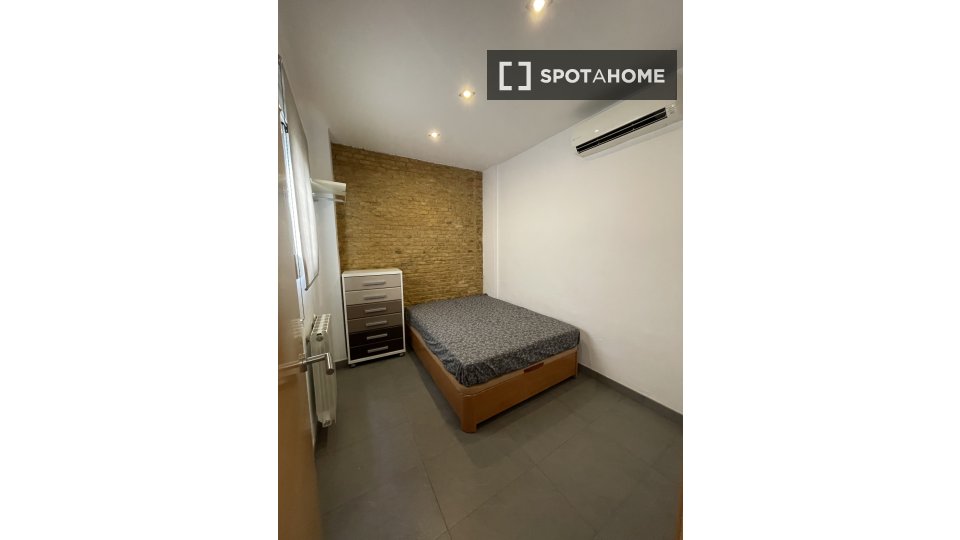 Apartment Valencia, 1 bed, 56m² — photo 4