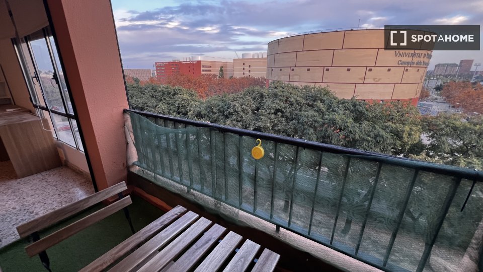 Double room Valencia, 5 beds — photo 4