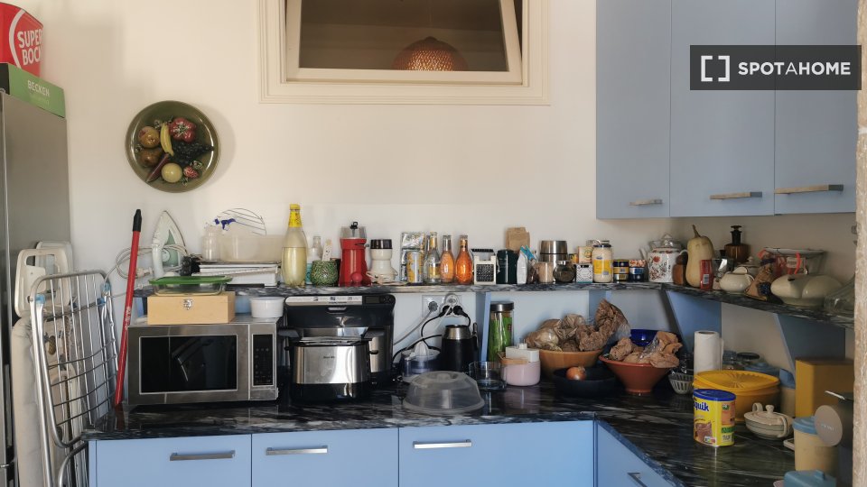 Double room Lisbon, 2 beds, 100m² — photo 15