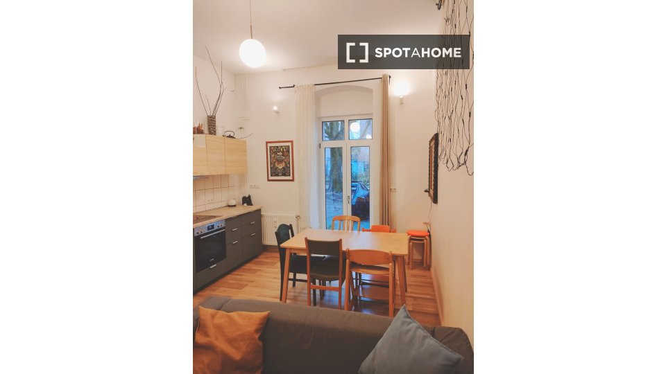 Apartment Berlin, 2 beds, 75m² — photo 10