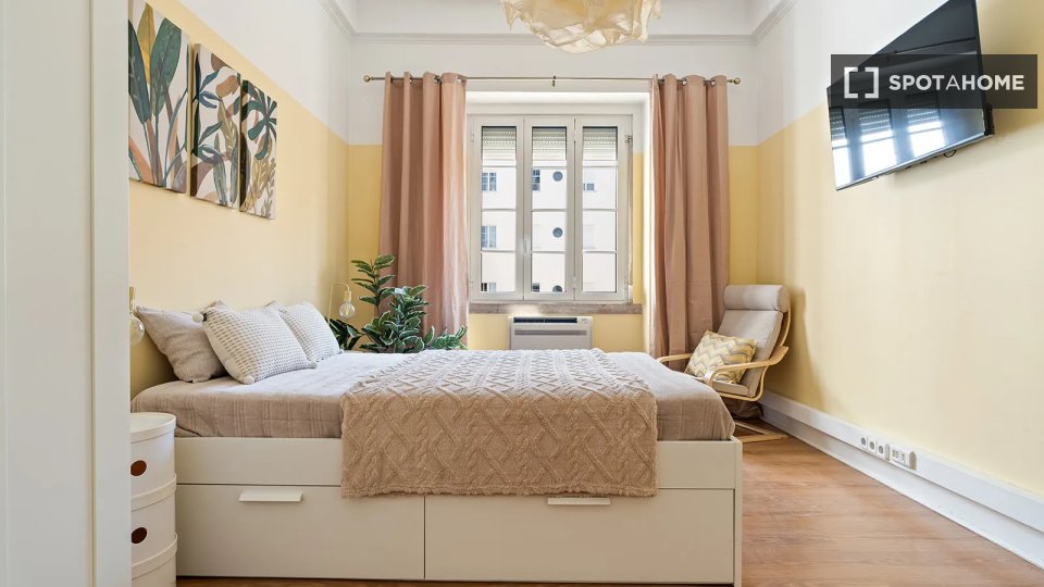 Double room Lisbon, 11 beds — photo 10